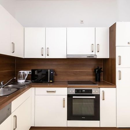 Diamond Apartment Виена Екстериор снимка